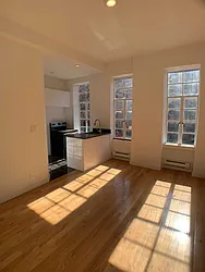 Rented by Cargon Realty