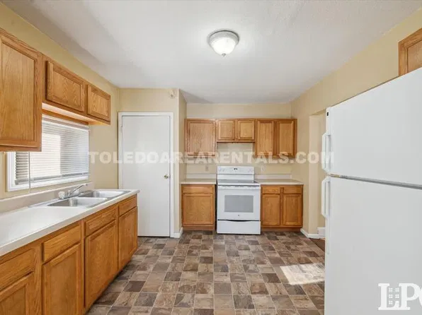 1730 Alvin St, Toledo, OH 43607