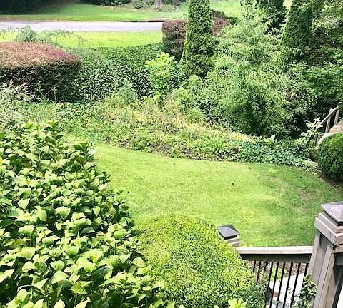 5th image of 1067 Chestnut Hill Cir