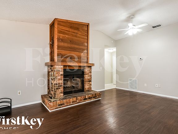 2nd image of 111 Wildwood Dr