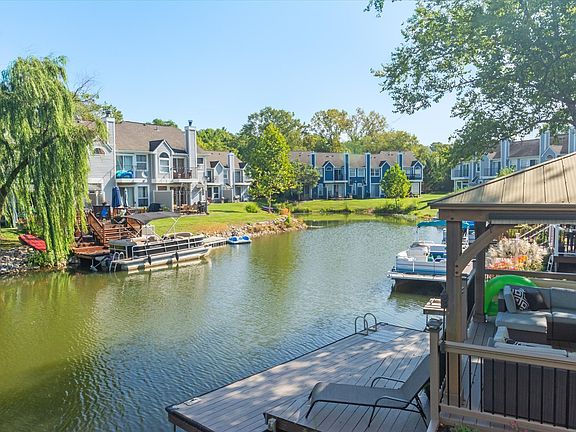 2nd image of 3238 Oceanline East Dr