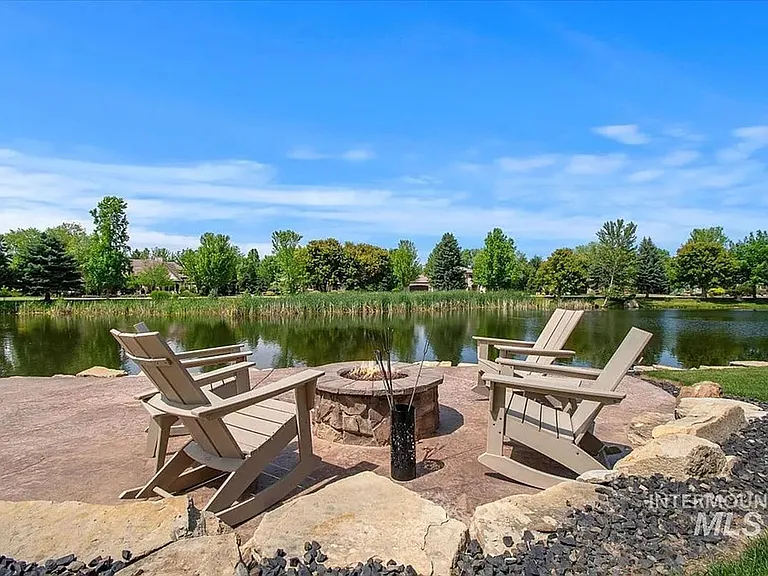 966 W Watersford Dr — Photo 44