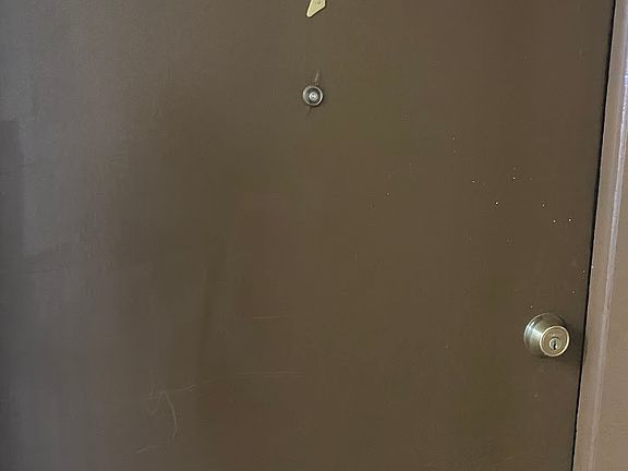 2nd image of 1855 Burnet Ave #7