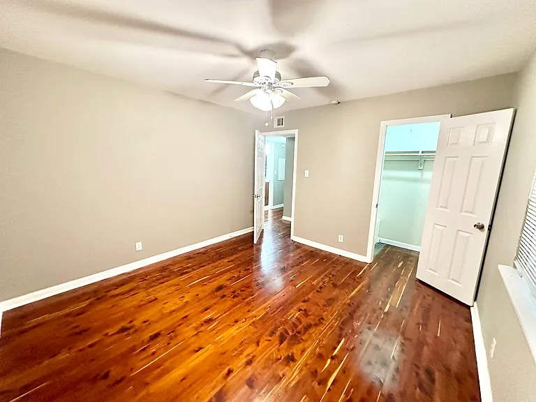 1302 S Quinlan Park Rd #B — Photo 20