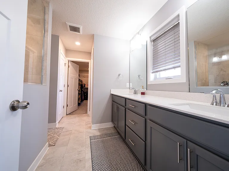 8380 Abercrombie Ln — Photo 20