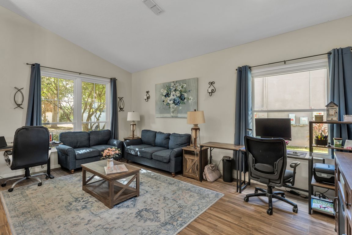 next background image