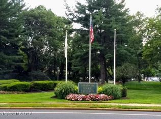 59 Lexington Ct, Red Bank, NJ 07701