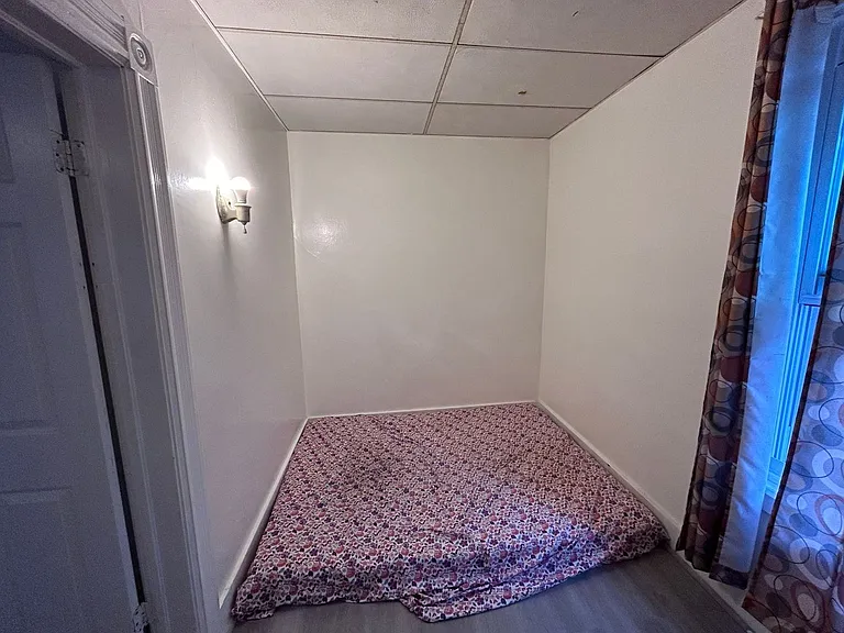 52 Walden Ave — Photo 6