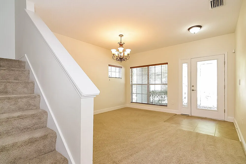 Building Photo - 209 Fern Gulley Dr
