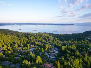 4663 Woodridge Pl, West Vancouver, BC V7S 2X1