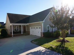 6680 Springfield Village Ln, Clemmons, NC 27012