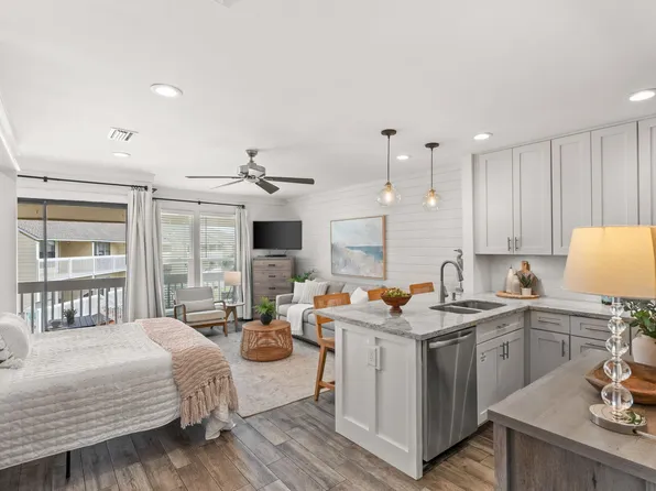 775 Gulf Shore Dr Unit 8233, Destin, FL 32541