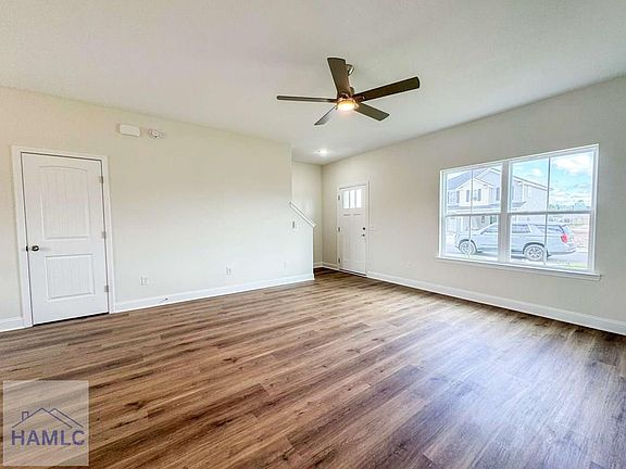 4th image of 178 Boundary Hall Way