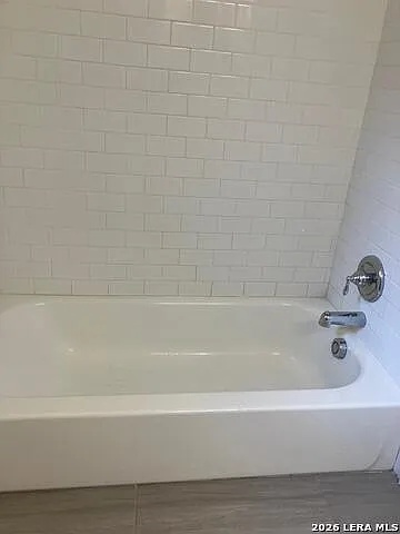 606 Blakeley Dr — Photo 17