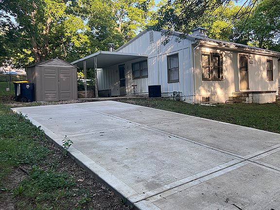 3rd image of 9239 McGee St