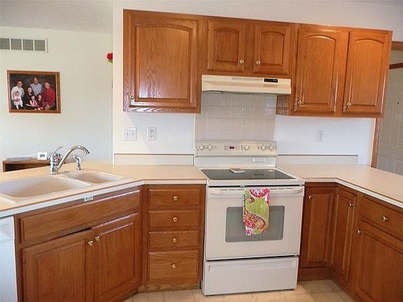 4th image of 14 Peregrine Pl