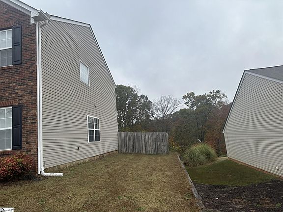 2nd image of 202 Wild Dogwood Way