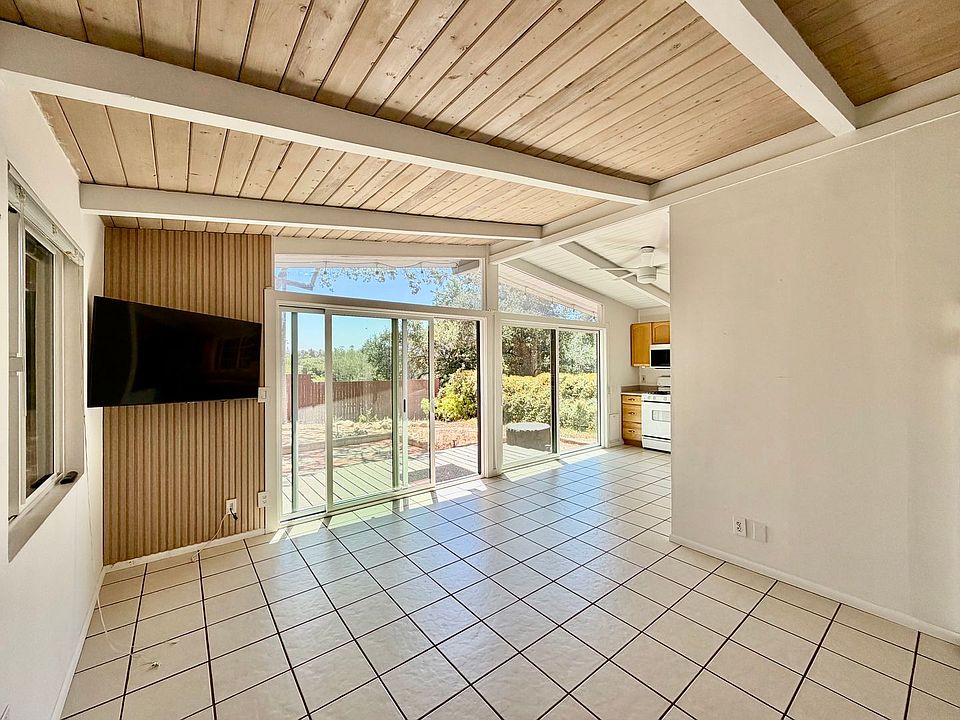 1st image of 266 1/2 El Sueno Rd