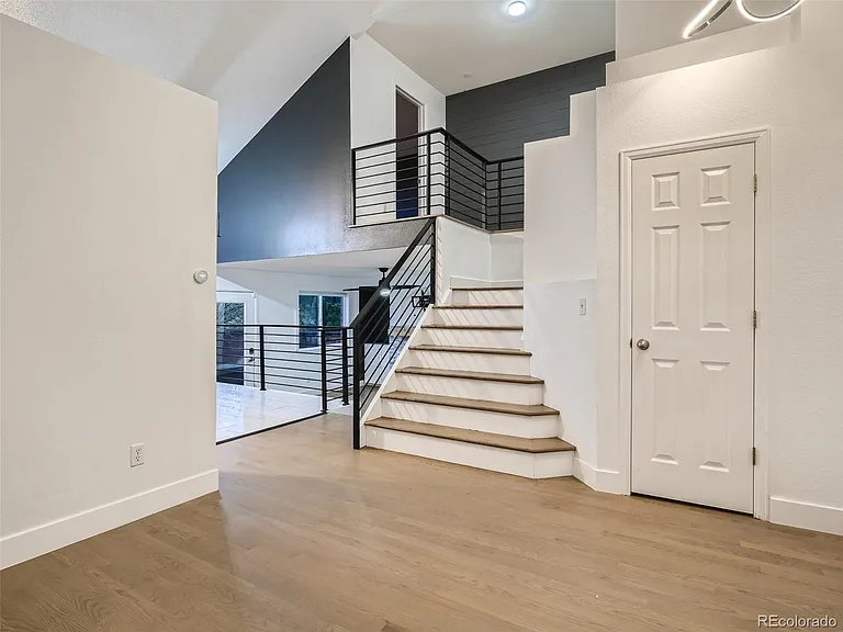 9959 Sydney Ln — Photo 6