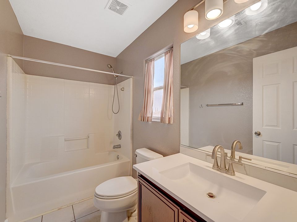 1st image of 611 Sam Leone Ct