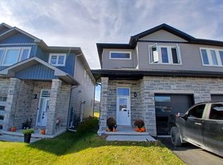 38 Dusenbury Dr #2, Loyalist, ON K0H2H0