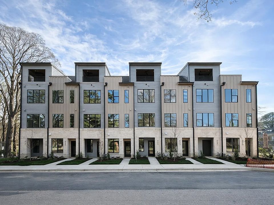 1st image of 813 Niantic St #813