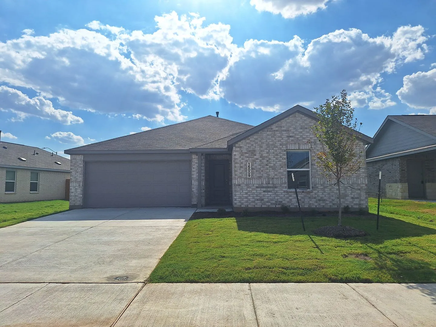 Charming Brand New Home with Open Concept Living — Photo 1
