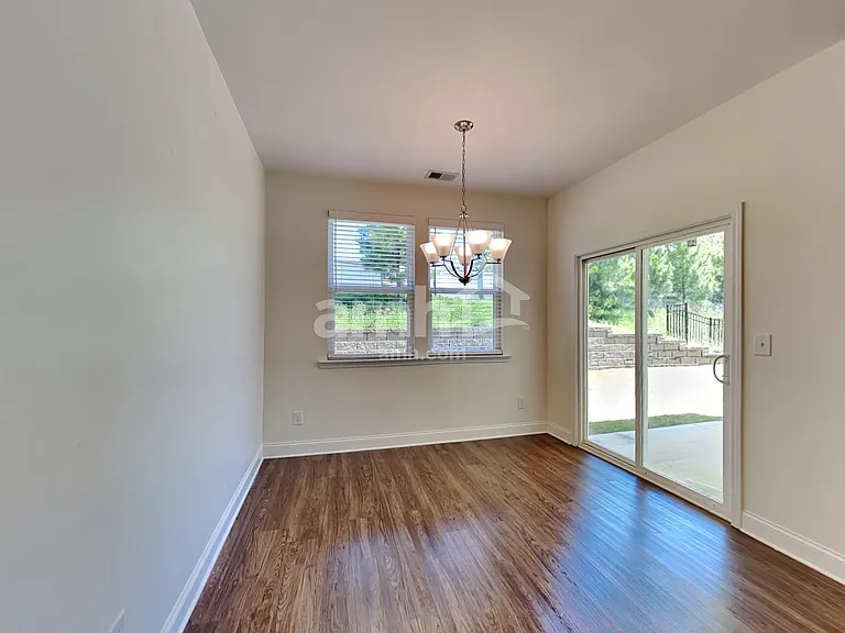 248 Lake Vista Dr — Photo 6