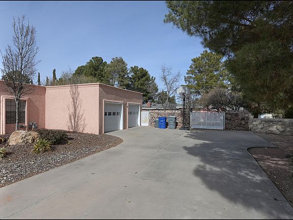 5th image of 1025 Esplanada Cir