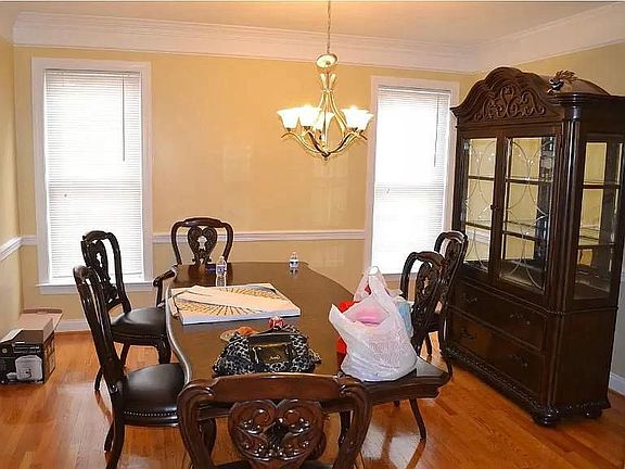 4th image of 9212 Sycamore Crest Dr #5