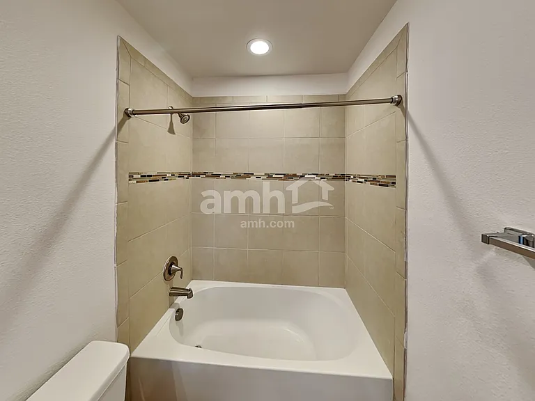 11818 Winterset Cove Dr — Photo 17