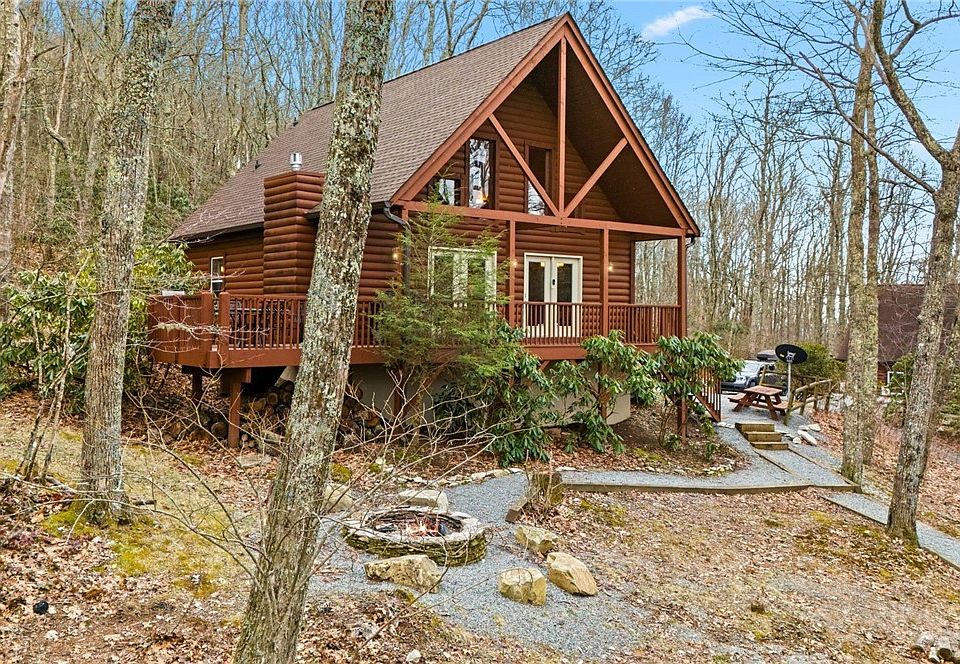 1st image of 20 Cabin Ridge Lane