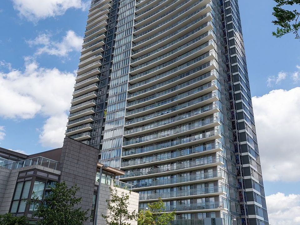 1st image of 121 McMahon Dr E #903