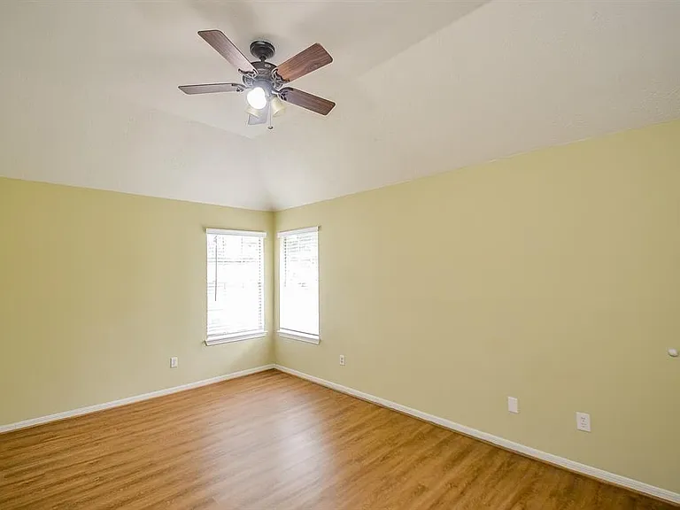 318 N Cypress Estates Cir — Photo 33