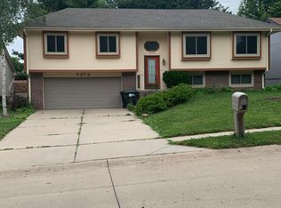 3412 S 136th St, Omaha, NE 68144