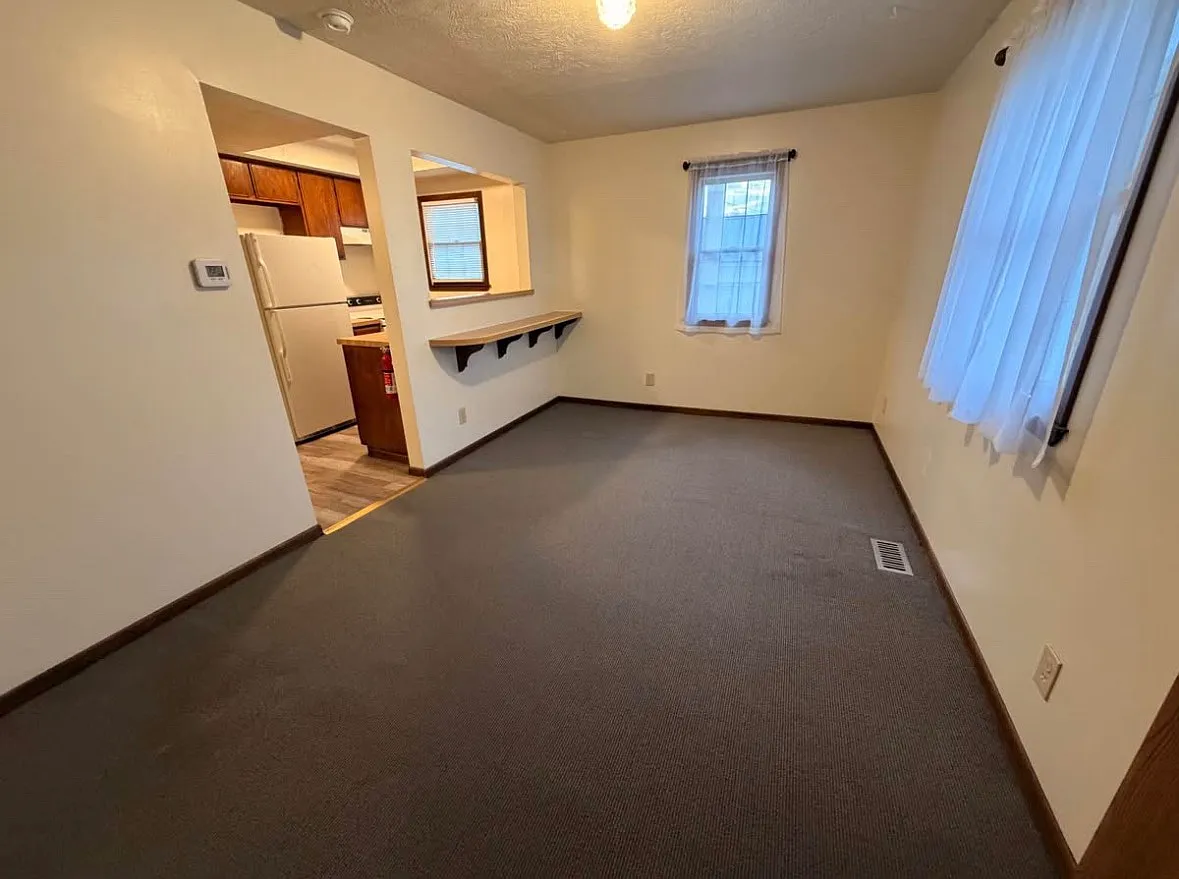 1 bed, 550 sqft, $675 — Photo 2