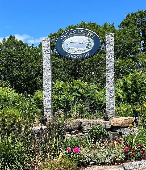 1st image of 42 Quarry Ridge Ln #42