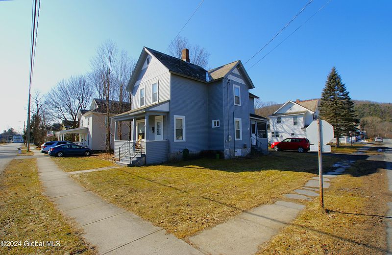 2nd image of 22 Columbus Street