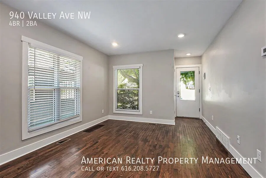 4 bed, 1700 sqft, $2,600 — Photo 4