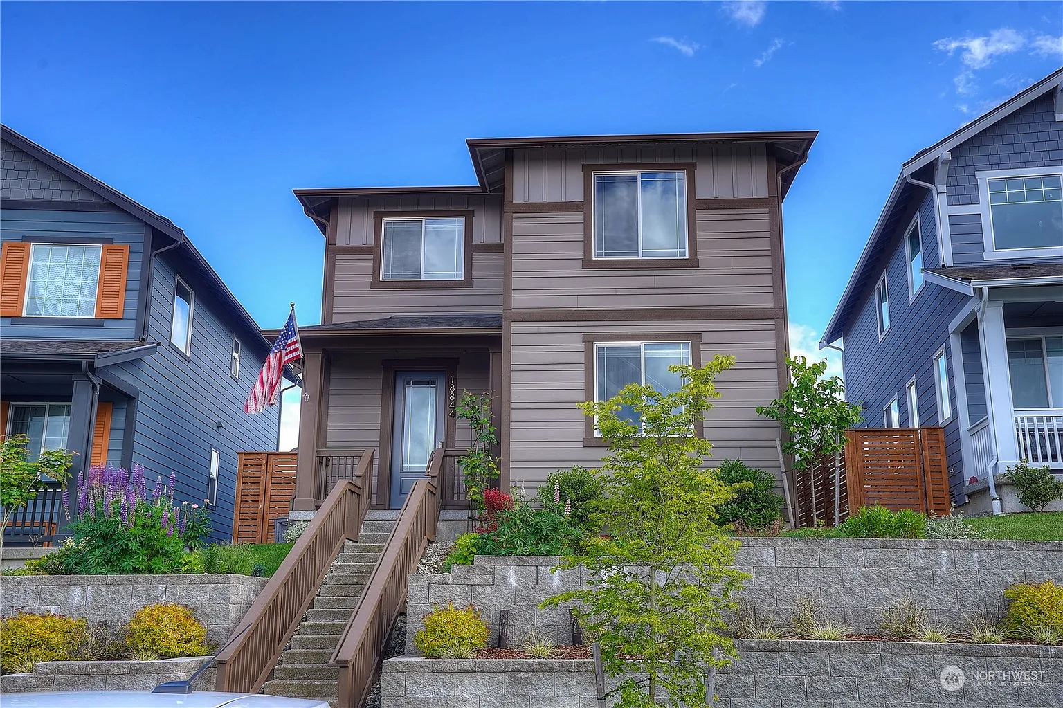 18844 129th Street E photo 1