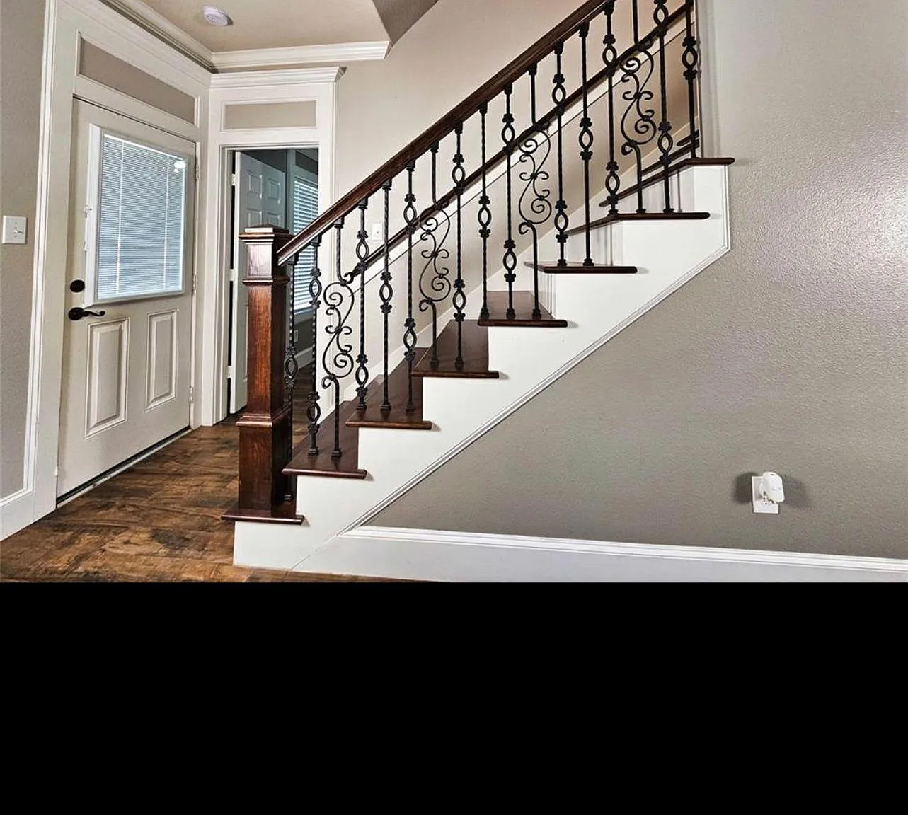 5 bed, $3,200 — Photo 3