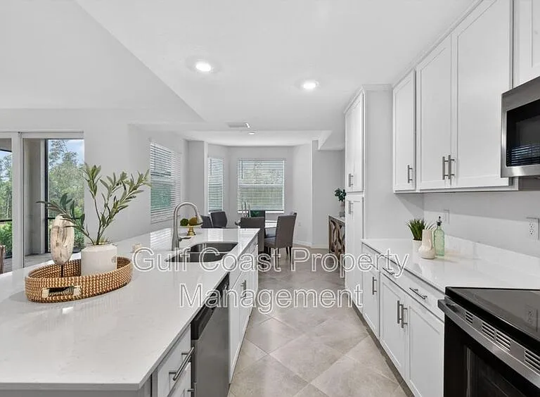 14201 Heritage Landing Blvd #1312 — Photo 13