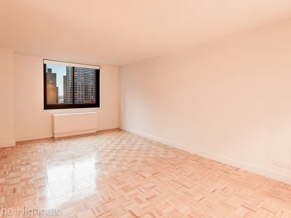 182 East 95th Street image 1 of 7