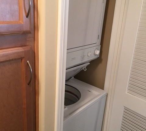 5th image of 5252 Balboa Arms Dr Unit 284