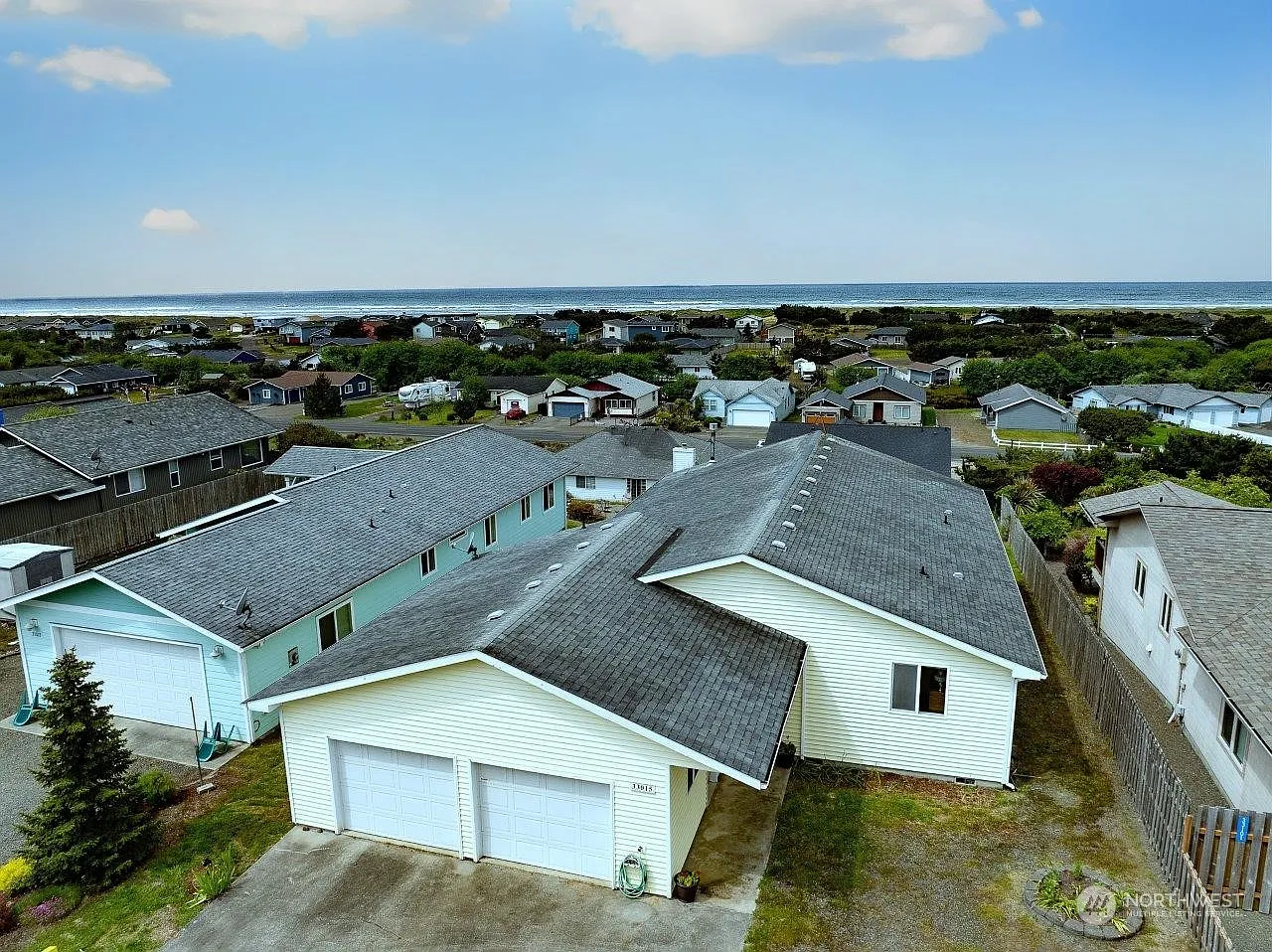 33015 J Place photo 1