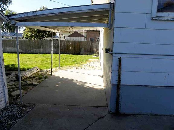 Covered back patio