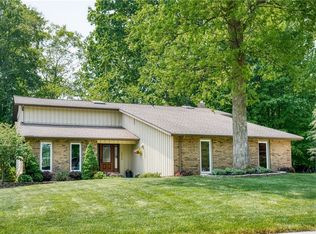 1036 Fireside Dr, Brunswick, OH