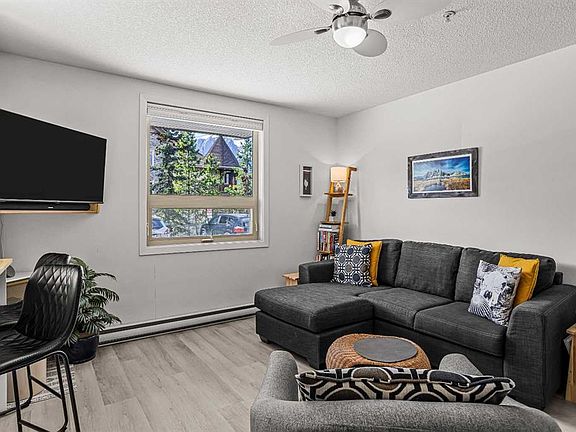 3rd image of 186 SW Kananaskis Way #1