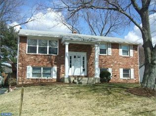 114 Glenbrook Dr, Mount Laurel, NJ 08054