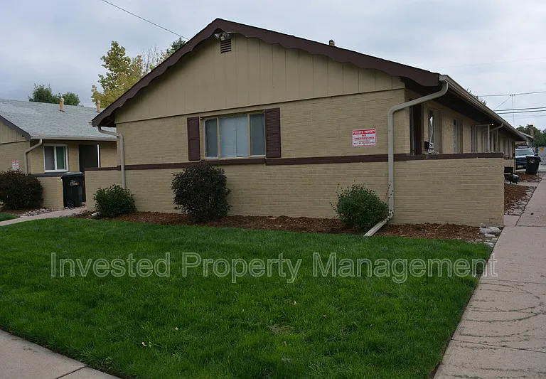 3544 N High St — Photo 1
